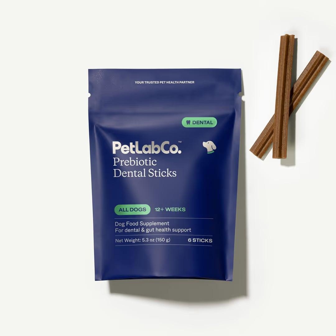 Dental Sticks for Dogs: What’s In Them & How Do They Support Clean Teeth?
